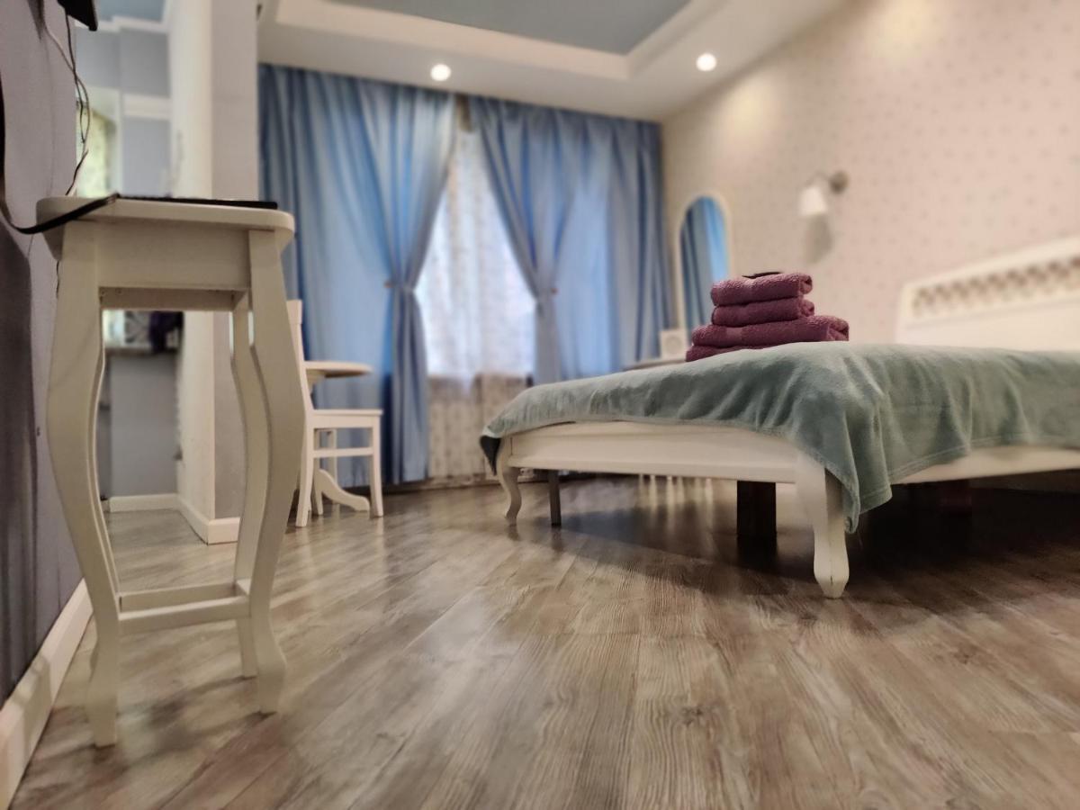 Real Home Apartmens - Podil Promenade Kiev Exteriör bild