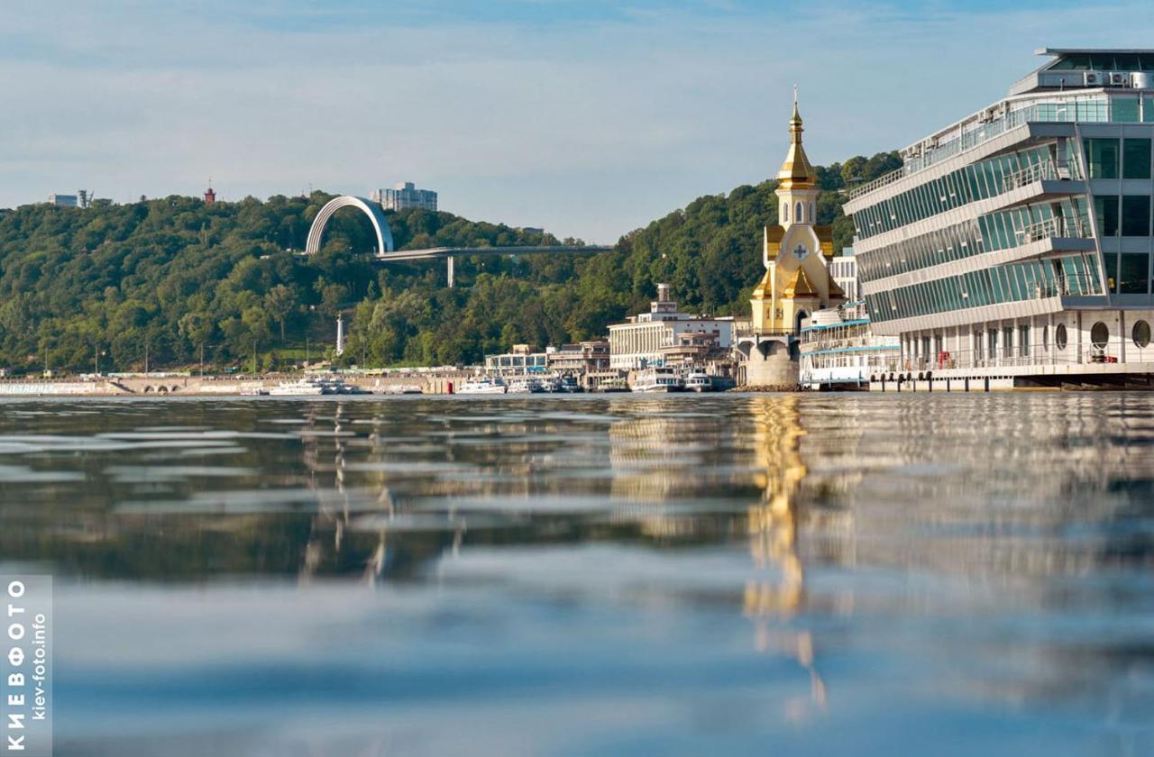 Real Home Apartmens - Podil Promenade Kiev Exteriör bild